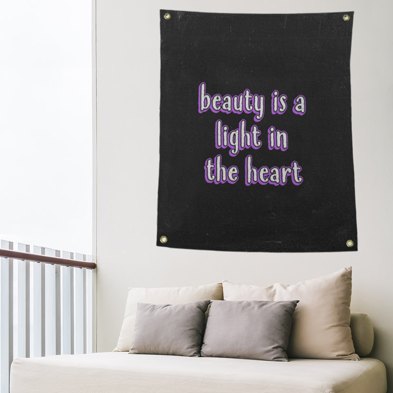 Tapisserie tableau noir en polyester citation beauté, H 59 pi x l 50 po, Mauve