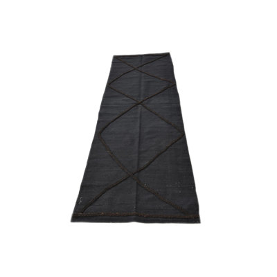 Tapis noir 8 pi