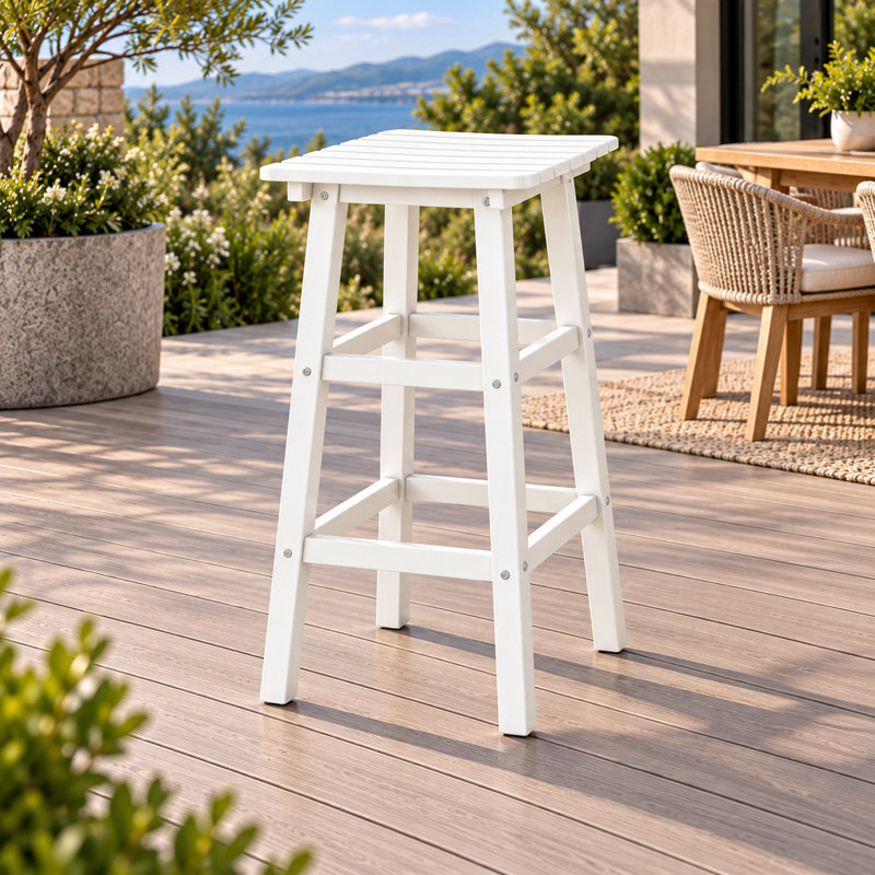 Table de bar d'extérieur carrée de 107 cm (42 po), aspect bois, hauteur du bar, pieds robustes évasés avec traverses supérieures et inférieures, fini blanc mat, idéal pour balcon, terrasse ou jardin.