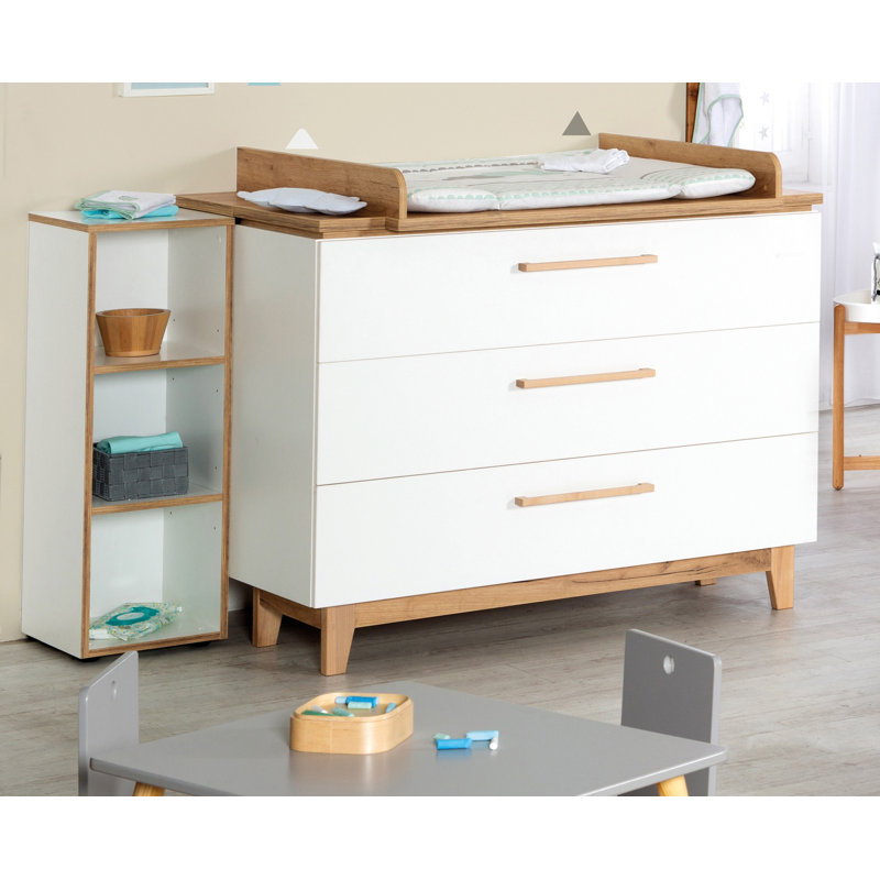 Finn Changing Table
