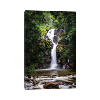 «Waterfall II» par Glauco Meneghelli, reproduction de photo sur toile tendue