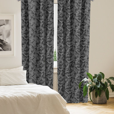 Rideaux à 4 panneaux East Urban Home, motif camouflage