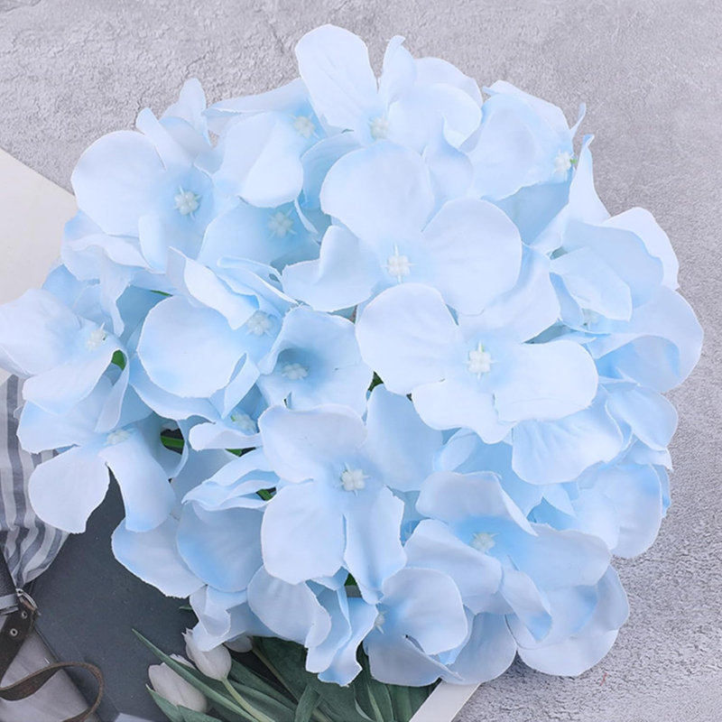 30 Pcs Light Blue Silk Hydrangea Heads