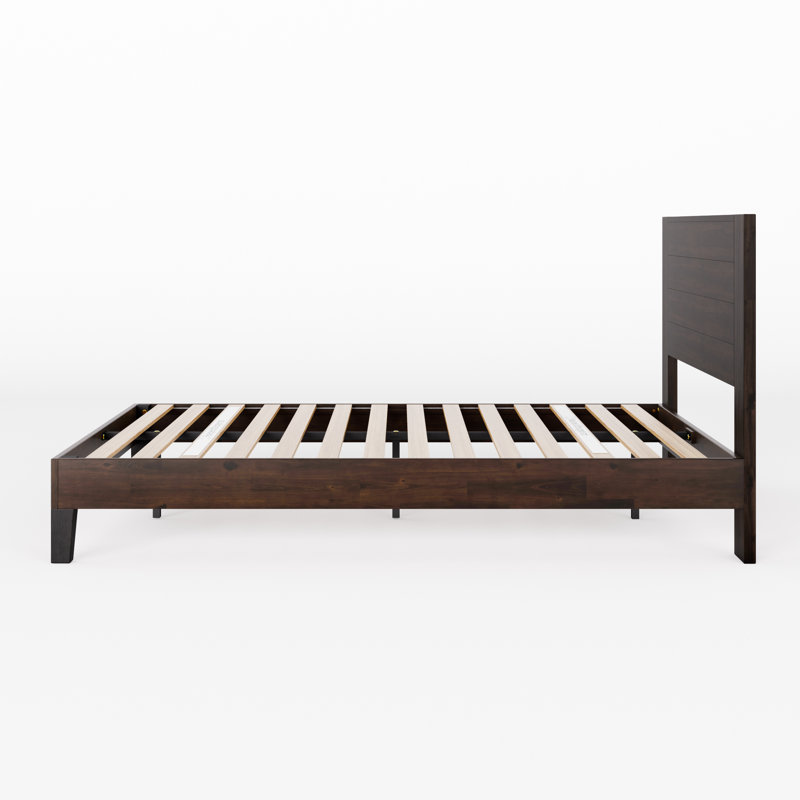 Base de lit plateforme en bois massif Kira, Grand lit, Brun