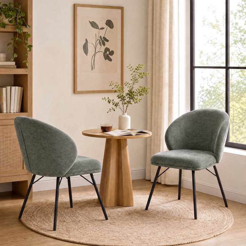 Chaises de salle à manger rembourrées en tissu crème chenille, chaises sans accoudoirs à dossier incurvé avec pieds en métal noir