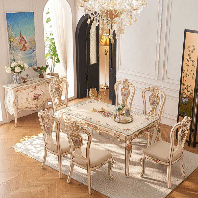 Table de salle à manger rectangulaire moderne et luxueuse avec des détails sculptés et peints à la main