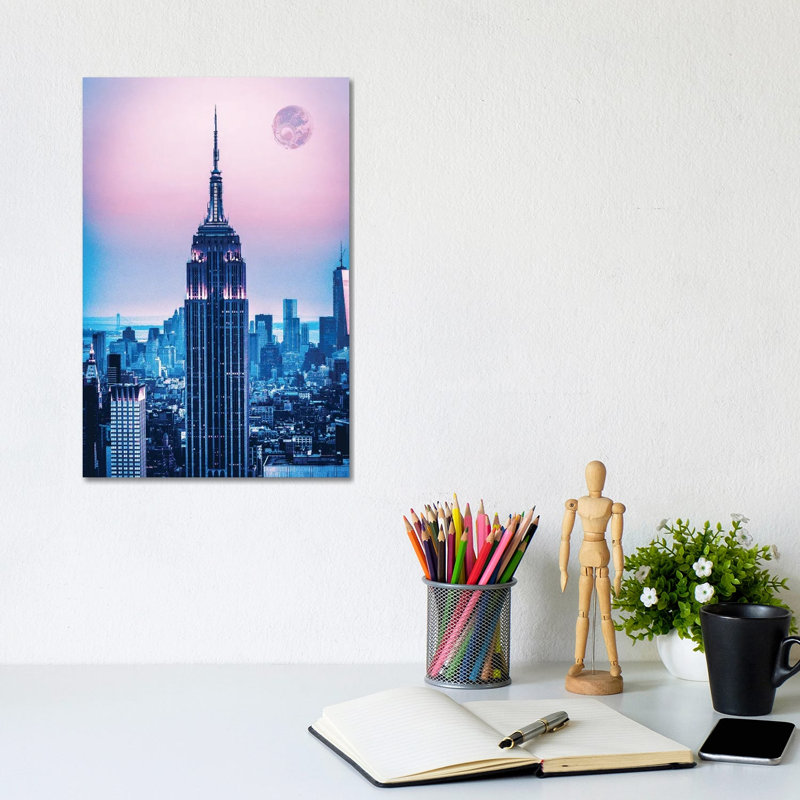 London 2077 by Gab Fernando - Wrapped Canvas Gallery-Wrapped Canvas Giclée, 20.32 cm H x 30.48 cm W