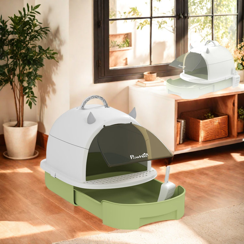 Enclosed Litter Box with Built-in Scoop