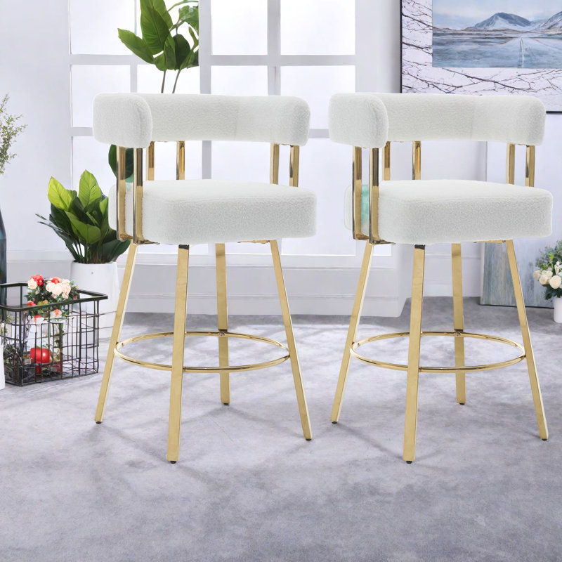 Fauteuil d'appoint confortable en peluche blanc, pieds en métal doré pour le bureau personnel