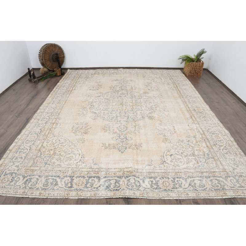 Tapis en laine surdimensionné beige 99,6 x 126 po