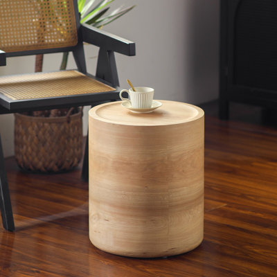 Table d'appoint ronde en grain de bois naturel 15,75 po, table de bout latérale résistante aux égratignures pour le salon et la chambre à coucher, sans assemblage