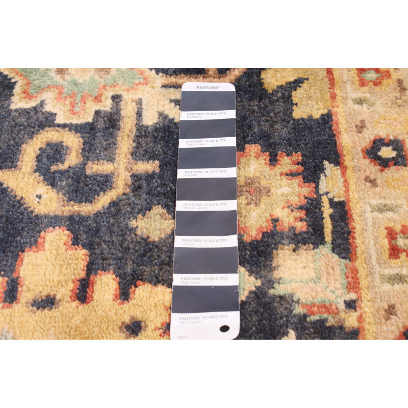 Tapis bleu marine Royal Mahal, Rectangle 7 pi 10 po x 9 pi 10 po