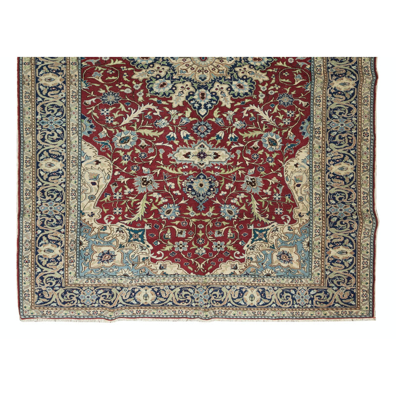 Hand-Made Turkish Area Rug with Medallion Design, 100% Wool