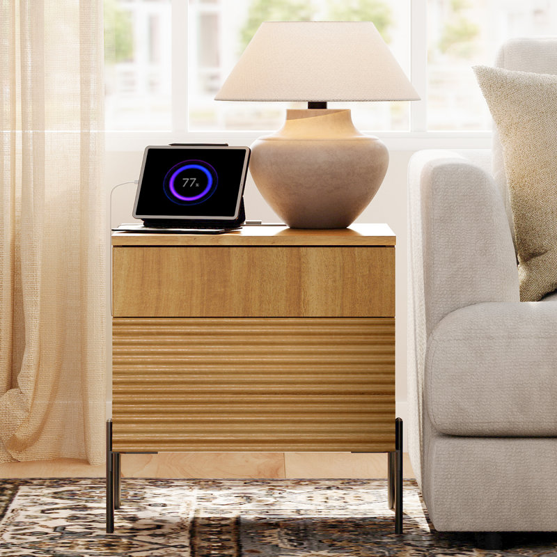 Laverda Modern End Table With Usb Ports, Oak, 1