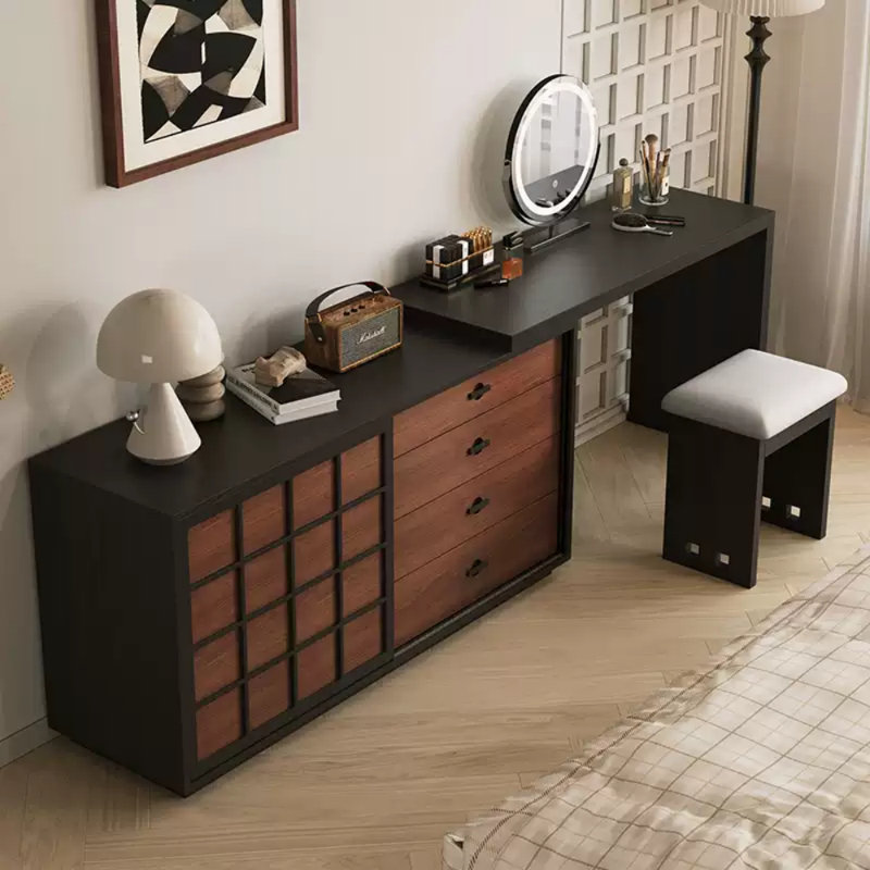 Commode principale de la chambre principale