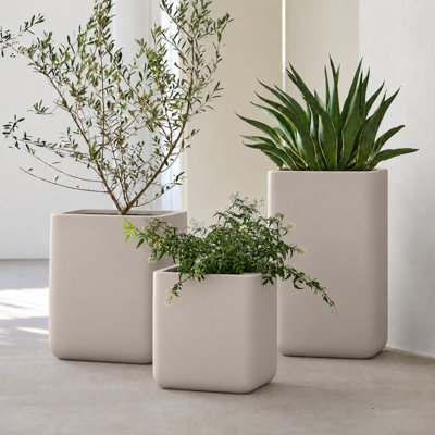 Pot à fleurs cubique H15 "intérieur / extérieur Kute Nest - Humeur éthérée - ouverture de pot 12"