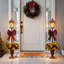 Ensemble de 2 lampadaires de Noël pré-éclairés avec nœuds écossais et pommes de pin