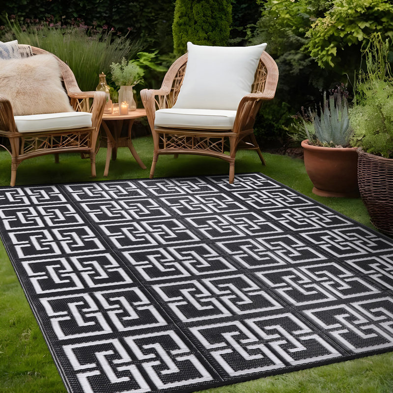 Aldo Geometric Indoor / Outdoor Rug, Rectangle 9' x 12'