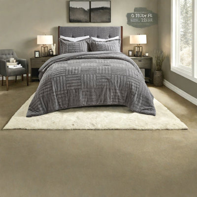 Premium Arctic Faux Fur Bedding Set, Cozy And Modern Home Comfort
