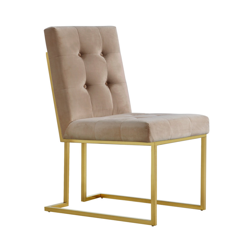 Chaise d'appoint en velours capitonné Chakevia, Velours beige, Or