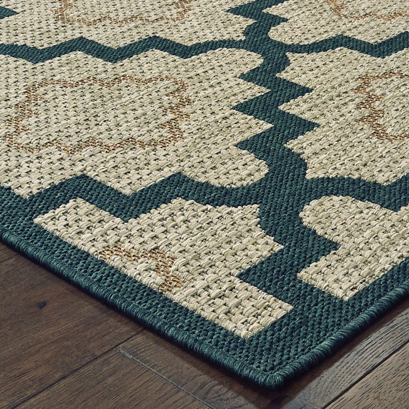 Izola Geometric Indoor / Outdoor Rug, Rectangle 6'7" x 9'2"
