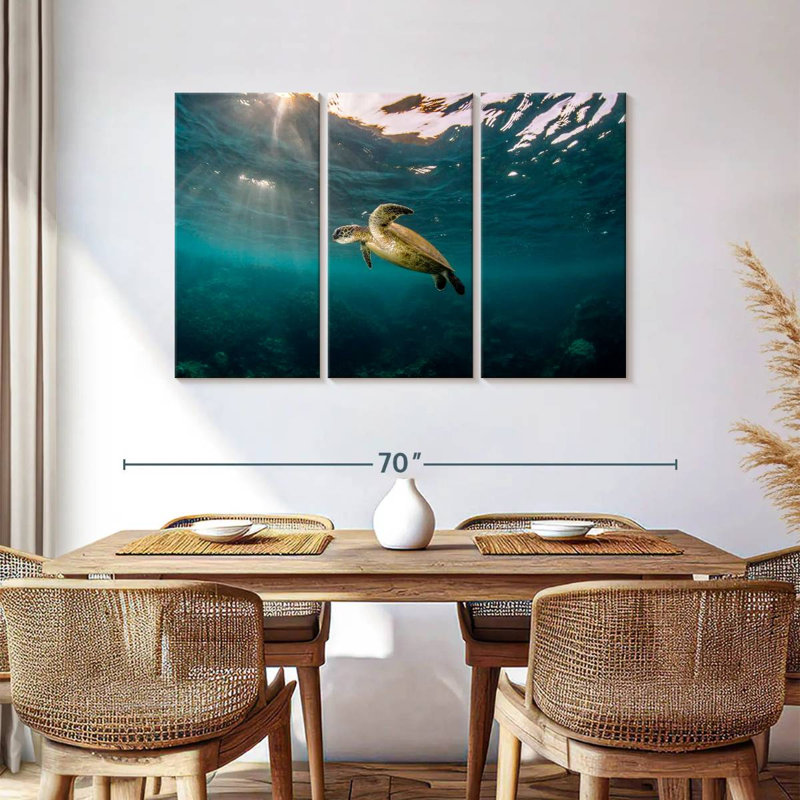 Ningaloo Reef Sea Turtle, 36" H x 57" W