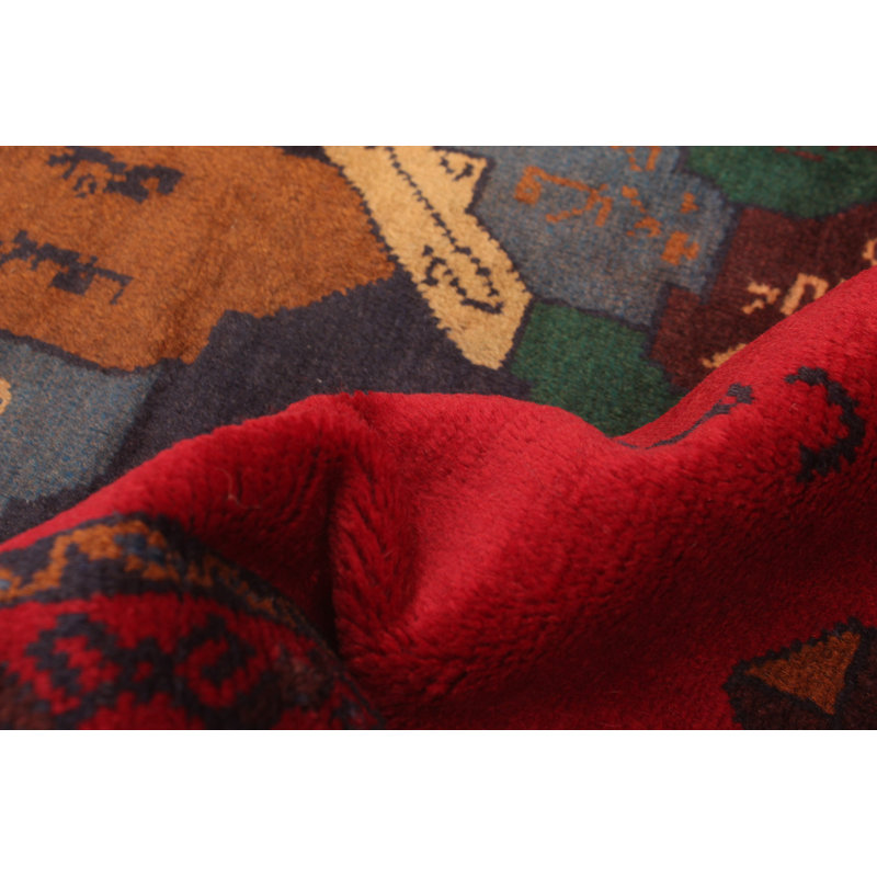 Tapis rouge foncé Dequita 3 pi 7 po x 6 pi 6 po