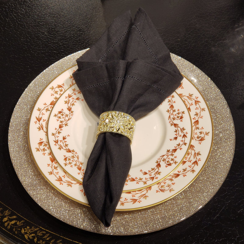 Windsor Napkin Ring, Gold