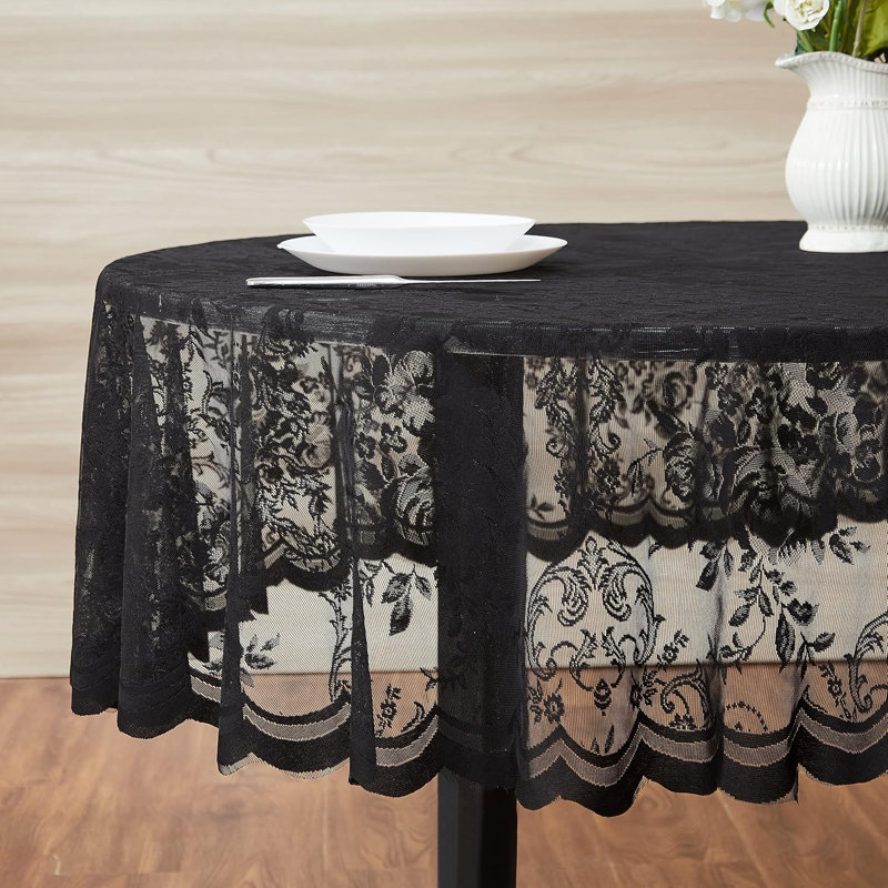 Nappe Lace, Noir, noir, noir, noir, Nappe ronde: 36 po