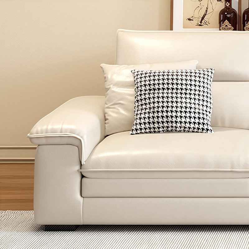 Canapé simple et luxueux à la française, H 35 po x l 141,73 po x P 37,79 po