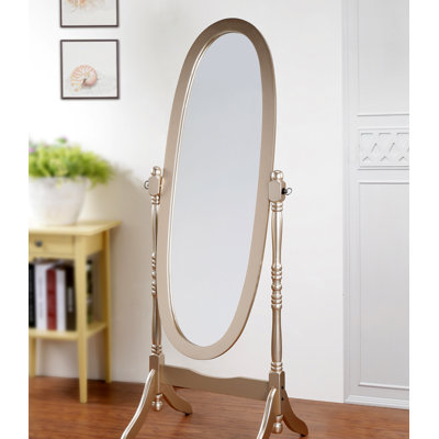 Miroir de plancher traditionnel en bois de style reine Anna, finition dorée