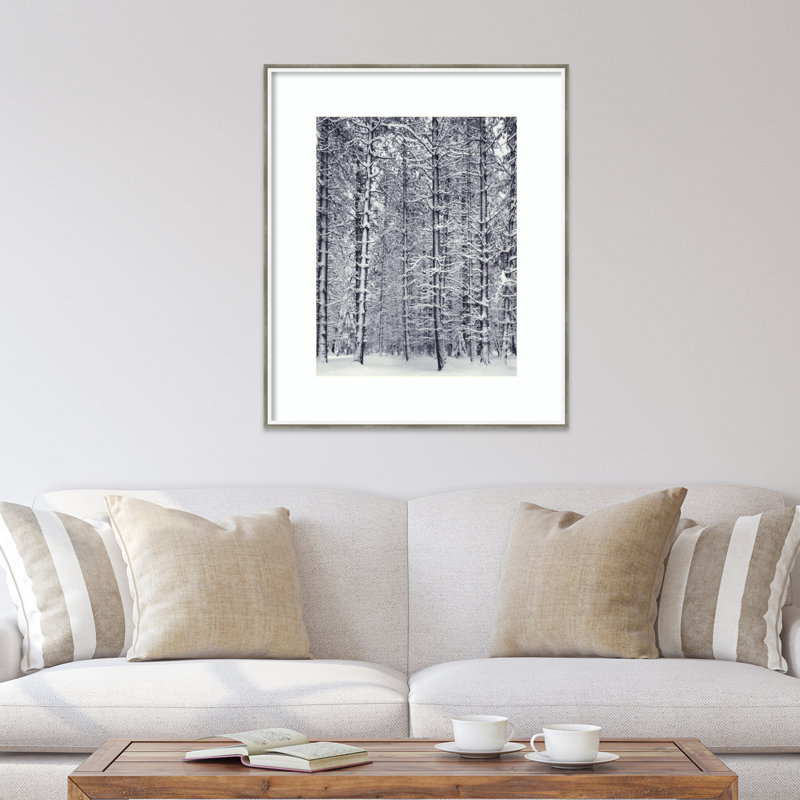 «Pine Forest in the Snow Yosemite National Park» par Ansel Adams - impression d'un seul cadre, L 31 po x H 37 po x P 2 po