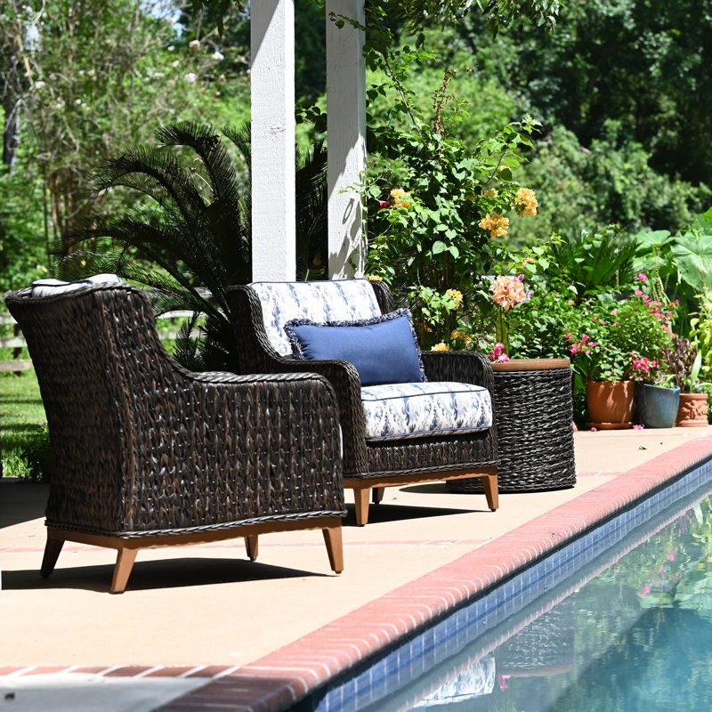 Zeven 2 - Person Patio Conversation Set