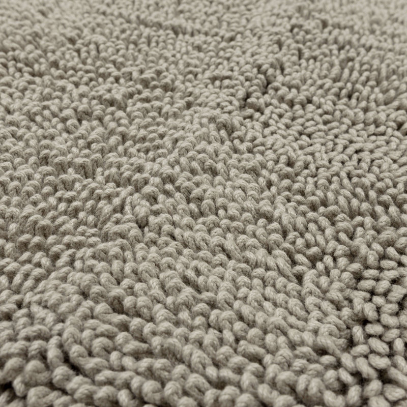 Tapis de bain antidérapant Dinuba, L 17 po x L 24 po, Argent