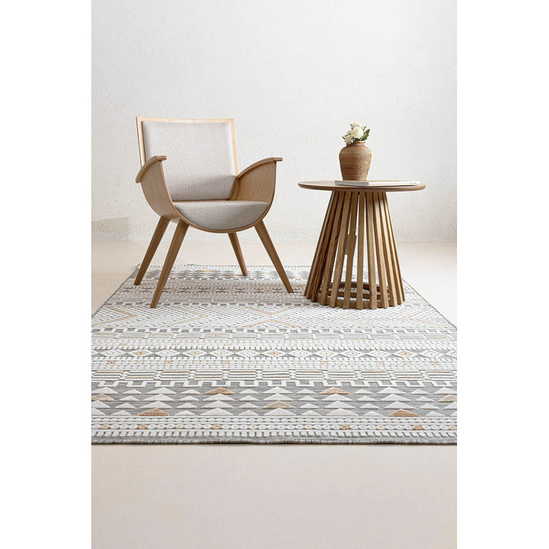 Koljo Geometric Rug, Rectangle 1'8" x 2'8"