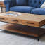 Table basse en bois massif au design rétro