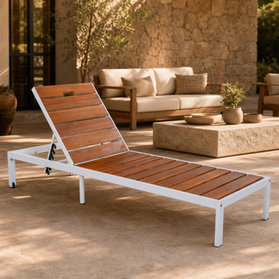 Fauteuil inclinable à dossier réglable pour l'extérieur, repose-pieds ergonomique, support pour tout le corps, construction durable pour le patio, la piscine, le jardin, la plage, la détente dans la cour, idéal pour les bains de soleil, la lecture et la détente