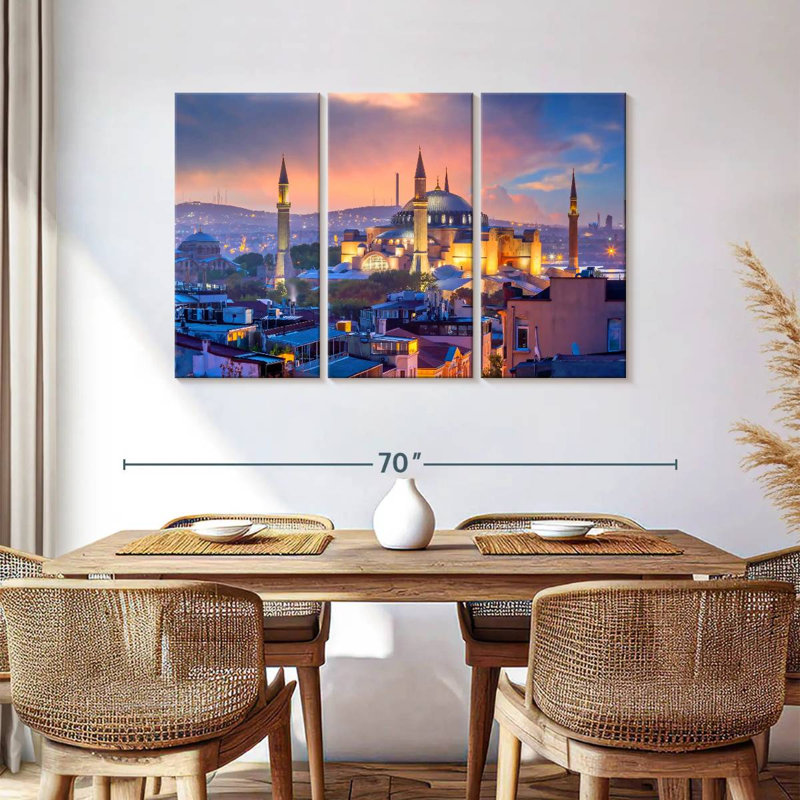 Sebbie Hagia Sophia au loin, H 36 po x l 57 po