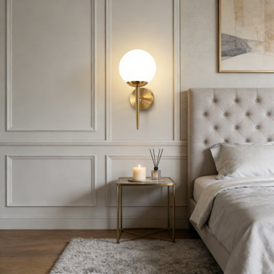 Iron Wallchiere