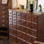 Commode d'appoint en bois massif