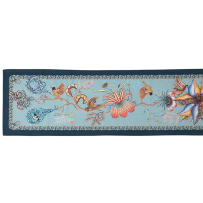 Thanda Nests Table Runner