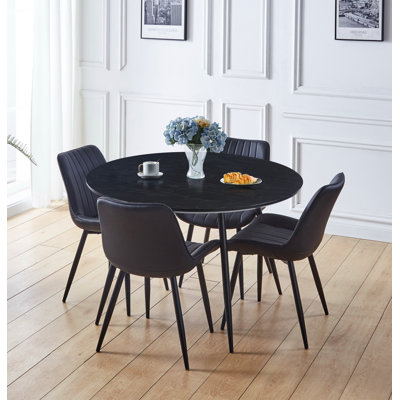 Mose 4 - Person Dining Set