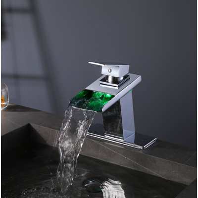 Single-Hole Single-handle Bathroom Faucet with Drain Assembly