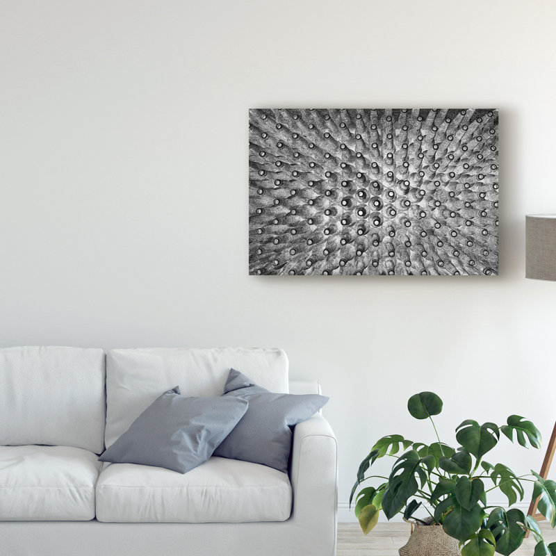 « surchargé », reproduction d’impression sur toile tendue, H 12 po x l 19 po x P 2 po