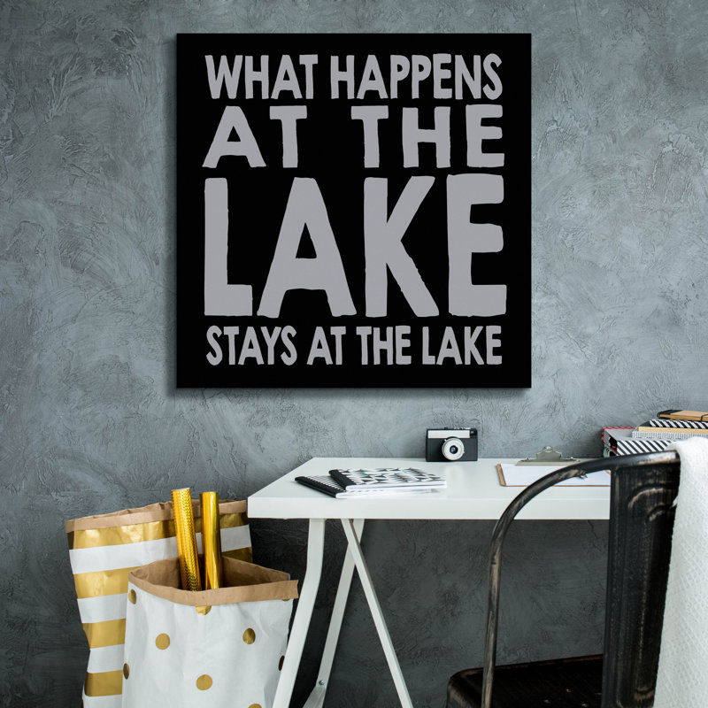 «Happens Lake» par Erin Clark, art mural sur toile, H 26 po x l 26 po x P 1,5 po