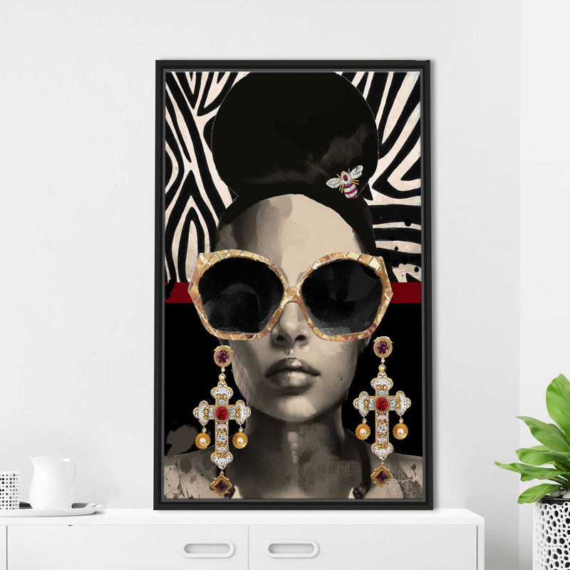 «Afrique Model 4 (Vertical)» par Jodi - impression, Cadre flottant noir, H 63,5 po x l 39,5 po x P 2 po, Noir