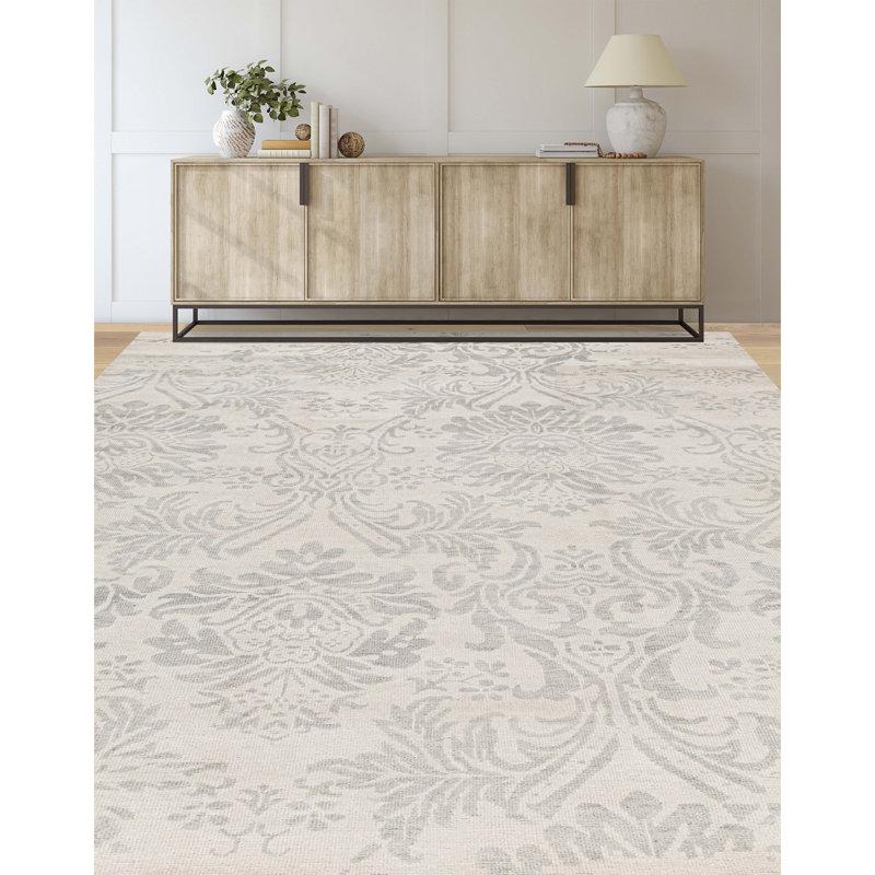 Nomad Wool Floral Area Rug in Ivory/Gray, Rectangle 7'10" x 9'10"