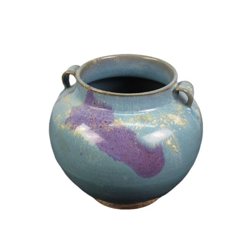 Pot en porcelaine fait à la main