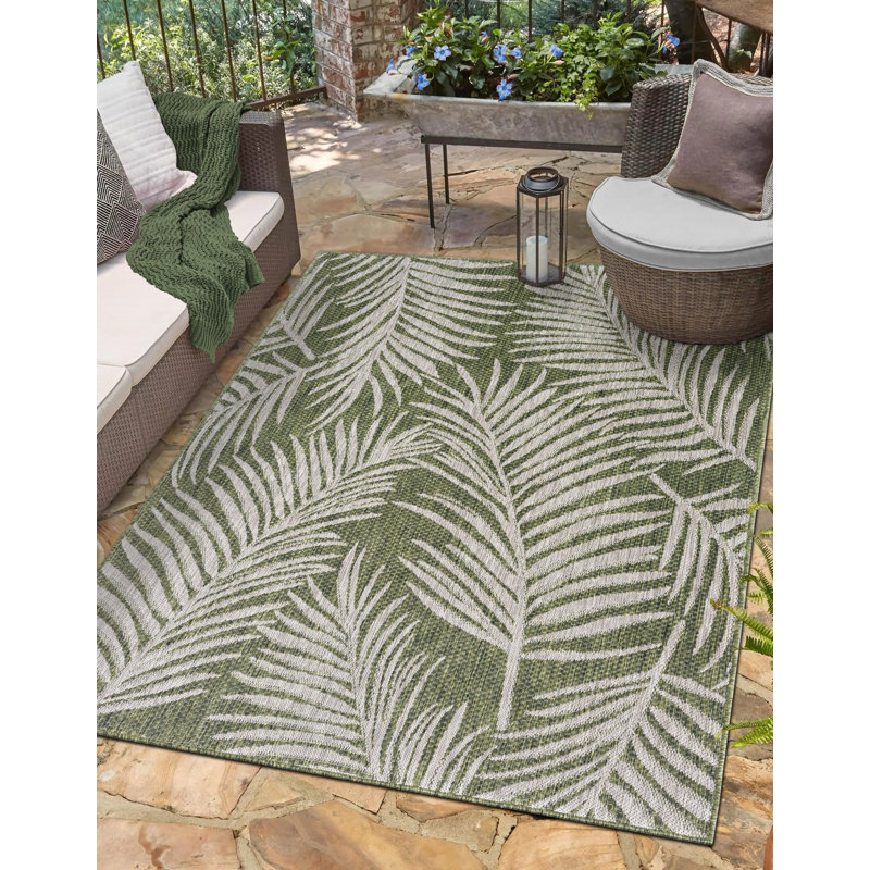 Preesall Floral Indoor / Outdoor Area Rug, Rectangle 140 x 200cm