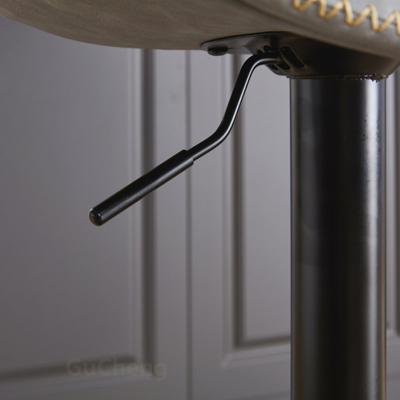 Tabourets de bar pivotants réglables, hauteur de comptoir rembourrée en cuir de polyuréthane de style Mid-Century, parfaits pour les îlots de cuisine et les décors minimalistes